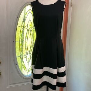 Calvin Klein Sleeveless Dress Size 8 Black White Stripes On Bottom Fit-Flare